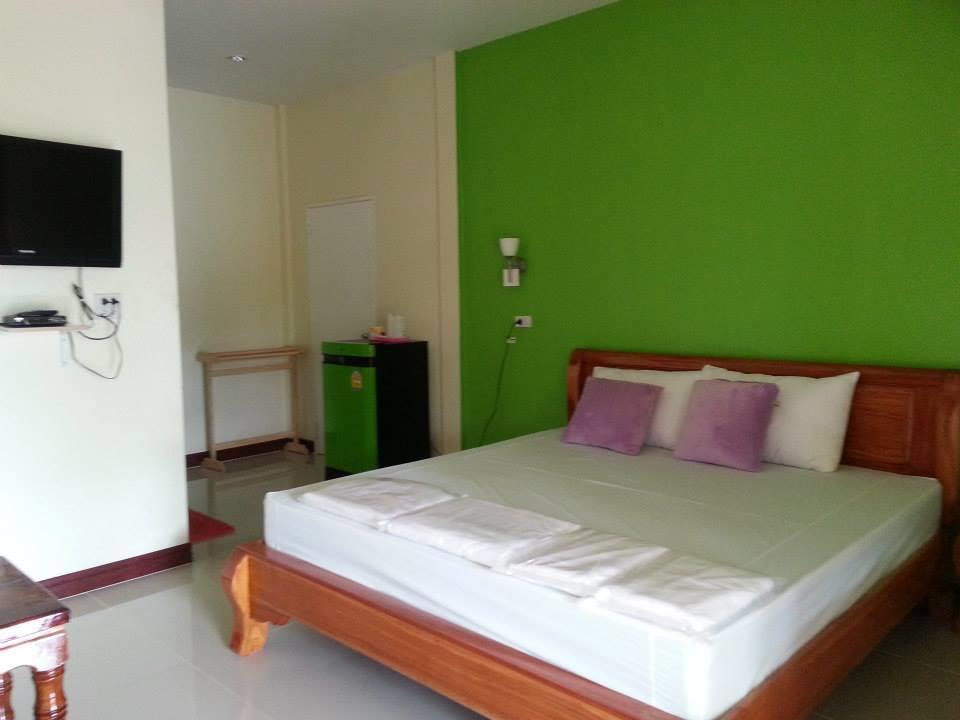 Sangtong Beach Resort Laem Sing Exterior photo