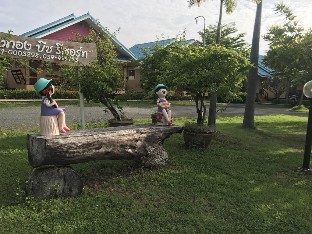 Sangtong Beach Resort Laem Sing Exterior photo