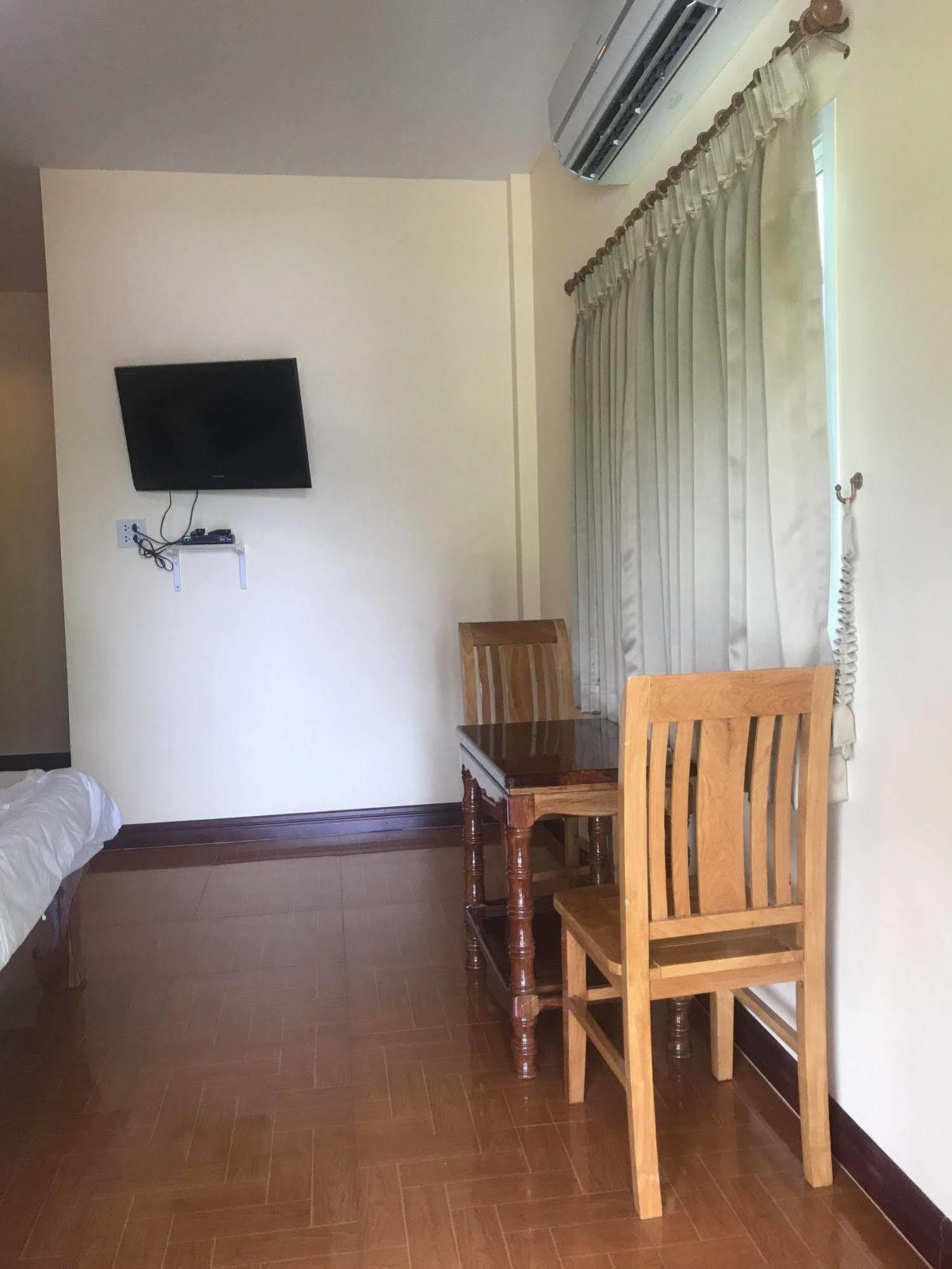 Sangtong Beach Resort Laem Sing Exterior photo